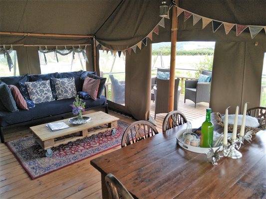 safari tent